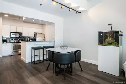 100 New Roc City Place #405, New Rochelle, NY 10801 - Photo 5