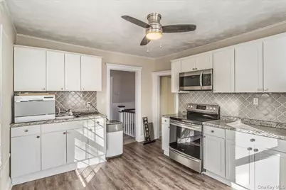 35 Lake Avenue, Saint James, NY 11780 - Photo 3