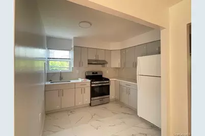 8527 58th Avenue, Elmhurst, NY 11373 - Photo 9