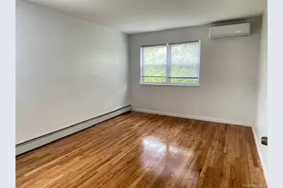 8527 58th Avenue, Elmhurst, NY 11373 - Photo 5