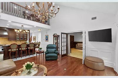 14 Miro Place, Port Washington, NY 11050 - Photo 11