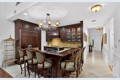 14 Miro Place, Port Washington, NY 11050 - Photo 5