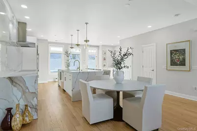 56 1st Street #L4, Pelham, NY 10803 - Photo 5