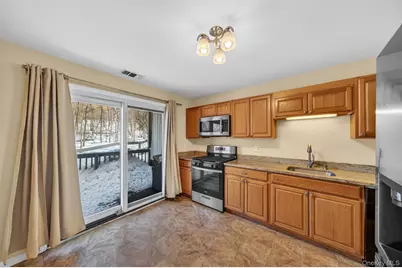 37 Aldo Court, Monroe, NY 10950 - Photo 3