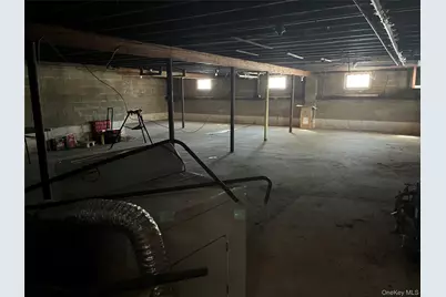 802 Tooker Avenue, West Babylon, NY 11704 - Photo 13