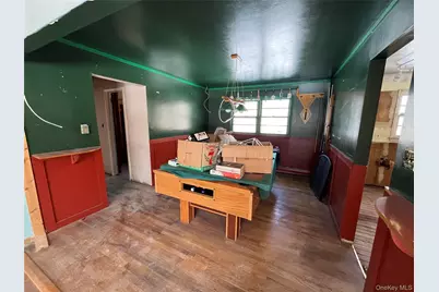 802 Tooker Avenue, West Babylon, NY 11704 - Photo 3