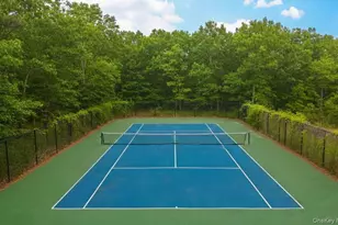 10 Jeffrey Ln, East Quogue, NY 11942 - Photo 7