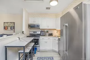 406 Woodbridge Dr, Ridge, NY 11961 - Photo 9