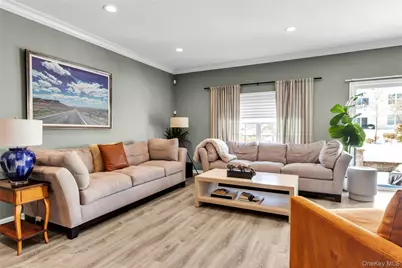 110 Brattle Circle, Melville, NY 11747 - Photo 13