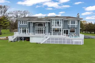 14 S Country Rd, Westhampton, NY 11977 - Photo 37