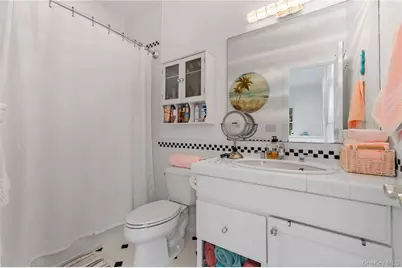 14 S Country Road, Westhampton, NY 11977 - Photo 19