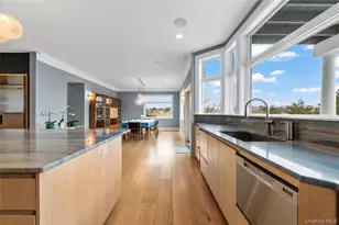 14 S Country Rd, Westhampton, NY 11977 - Photo 13