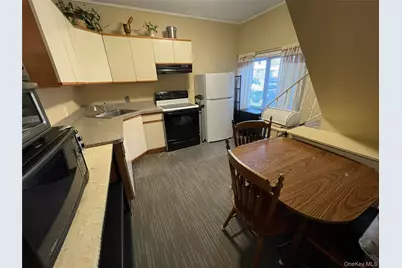 1286 America Avenue, West Babylon, NY 11704 - Photo 21