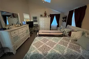 1286 America Ave, West Babylon, NY 11704 - Photo 13