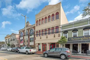 10 Wall St, Huntington, NY 11743 - Photo 17