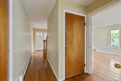 12 Gillis Avenue, Nyack, NY 10960 - Photo 5