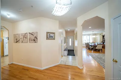 4 Rose Garden Way #102, Monsey, NY 10952 - Photo 3