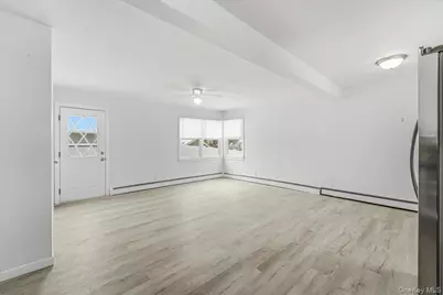 222 Blue Point Road, Farmingville, NY 11738 - Photo 9