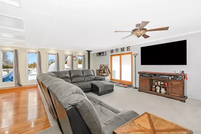 3 Aron Street, Smithtown, NY 11787 - Photo 19