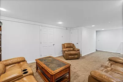 169 Hickory Street, Port Jefferson, NY 11776 - Photo 29