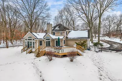 169 Hickory Street, Port Jefferson, NY 11776 - Photo 5