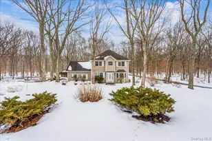 169 Hickory St, Port Jefferson, NY 11776 - Photo 35