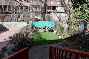 3317 Gunther Ave, Bronx, NY 10469 - Photo 11