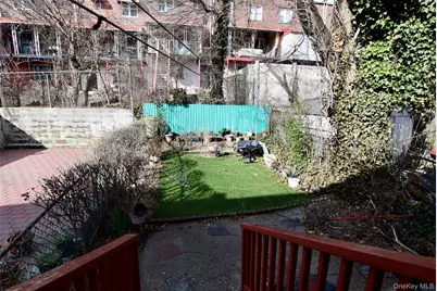 3317 Gunther Avenue, Bronx, NY 10469 - Photo 11