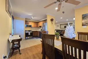 392 Clubhouse Ct, Coram, NY 11727 - Photo 11