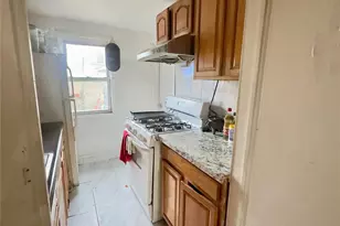 104-60 Roosevelt Ave, Corona, NY 11368 - Photo 7