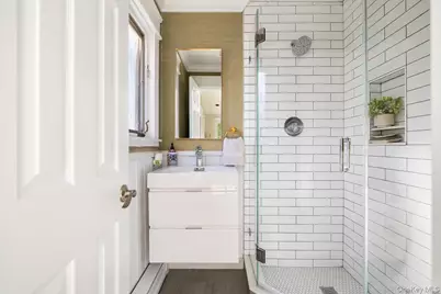 25 Morris Street, Port Jefferson Station, NY 11776 - Photo 15