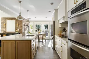 25 Morris St, Port Jefferson Station, NY 11776 - Photo 9