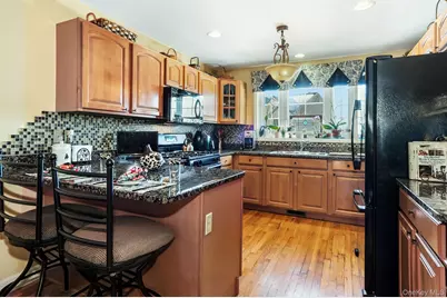 1604 Pondview Loop, Wappingers Falls, NY 12590 - Photo 13