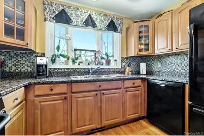 1604 Pondview Loop, Wappingers Falls, NY 12590 - Photo 17