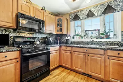 1604 Pondview Loop, Wappingers Falls, NY 12590 - Photo 15