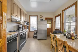 104-47 89th Ave, Richmond Hill, NY 11418 - Photo 5