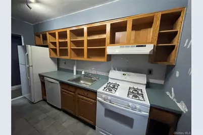 70 Locust Avenue #B114, New Rochelle, NY 10801 - Photo 5