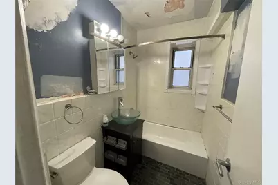 70 Locust Avenue #B114, New Rochelle, NY 10801 - Photo 9