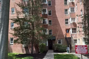 70 Locust Ave, New Rochelle, NY 10801 - Photo 11