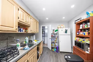 65-11 Perry Ave, Maspeth, NY 11378 - Photo 15