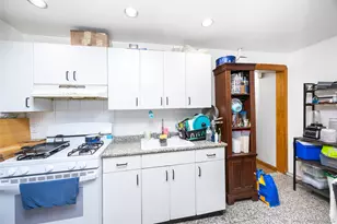 65-11 Perry Ave, Maspeth, NY 11378 - Photo 13