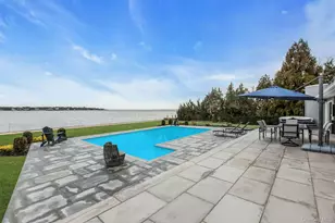 17 Romana Dr, Hampton Bays, NY 11946 - Photo 37