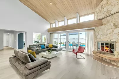 17 Romana Drive, Hampton Bays, NY 11946 - Photo 5