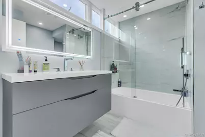 17 Romana Drive, Hampton Bays, NY 11946 - Photo 27