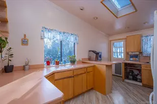 75 Tennyson Dr, Nanuet, NY 10954 - Photo 11