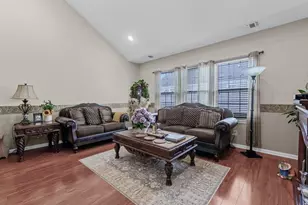 170 Southampton Dr, Massapequa, NY 11758 - Photo 11