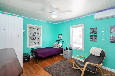 58 Elm Court, New Hyde Park, NY 11040 - Photo 17