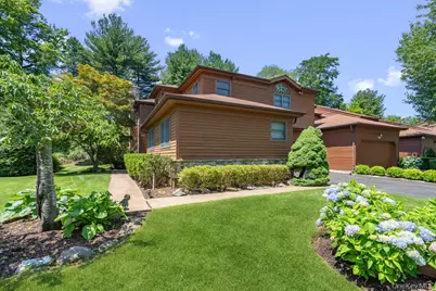 43 Hunt Drive, Jericho, NY 11753 - Photo 37