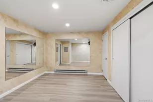 43 Hunt Dr, Jericho, NY 11753 - Photo 29