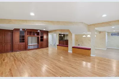 43 Hunt Drive, Jericho, NY 11753 - Photo 27